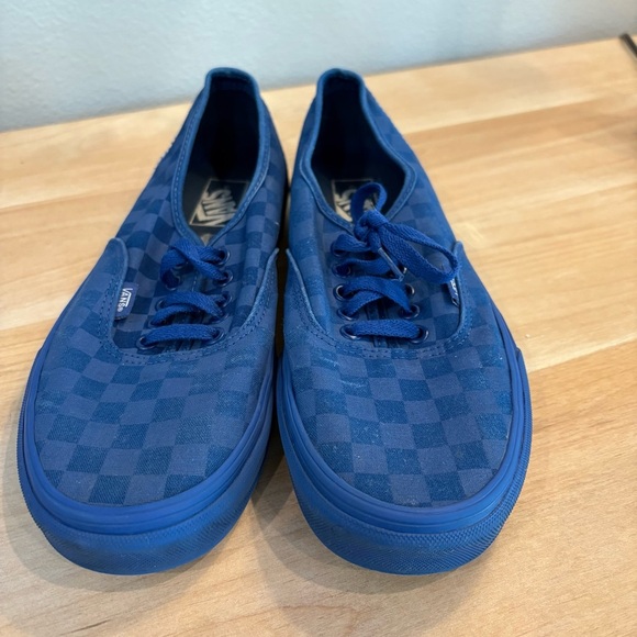 VANS Men's 9.5 Skateboard Classic True Blue Mono Checkered Skate Lace Sneakers - Picture 2 of 7